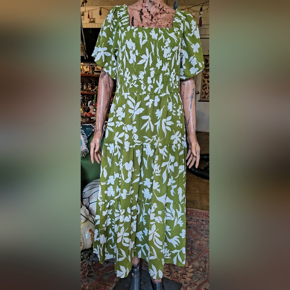 Green Floral Square-Neck Midi Dress